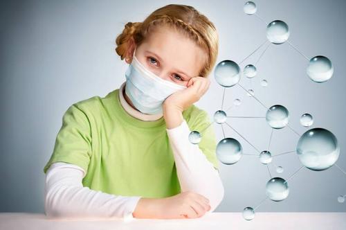 Sê xalên ku divê zarok gava maske li xwe dikin balê bikişînin