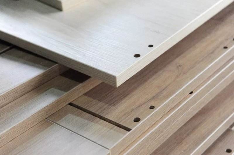 Pirsgirêkên hevpar û çareseriyên zencîreya germî ya ku ji bo vegirtina keviya mobîlyayê tê bikar anîn.